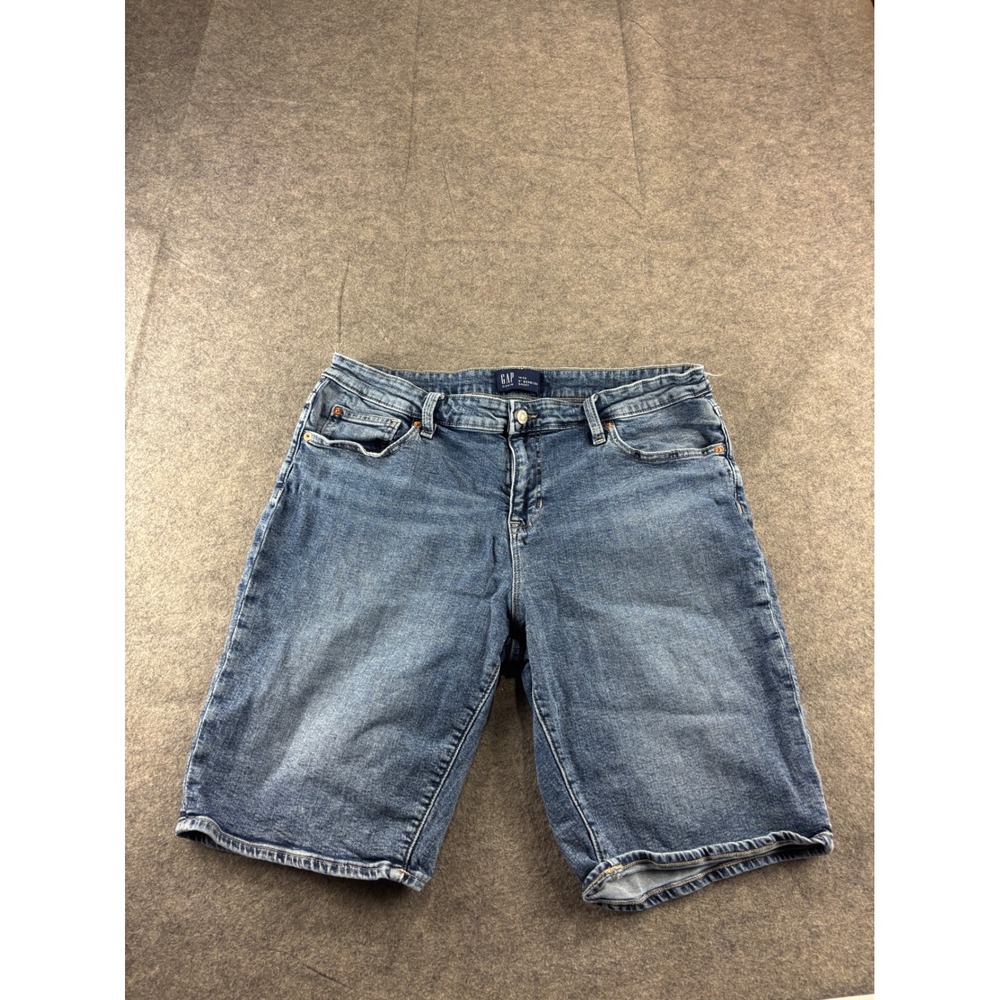 Gap Denim 9" Bermuda Shorts Womens 14/32 Medium Wash Blue Stretch Mid Rise